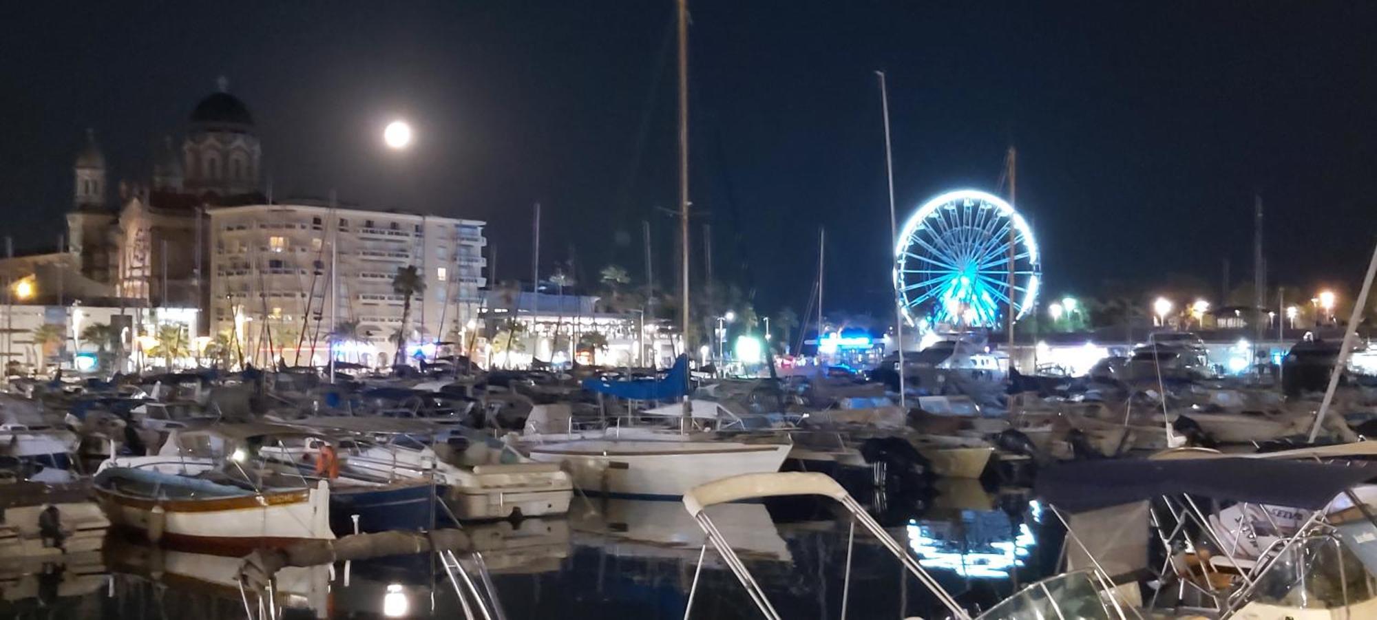 Sublime Vue Mer,Parking,Wifi Fréjus Eksteriør billede